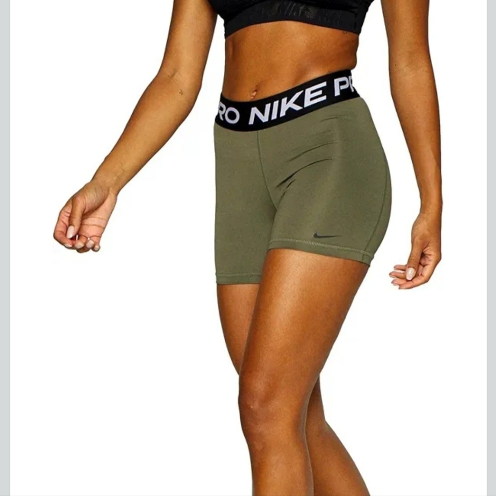 Nike Women's Sz Small, Olive Green Compression Shorts